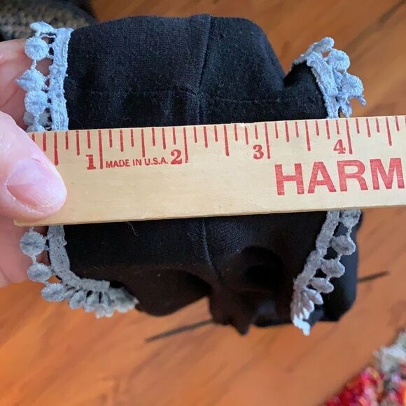 M Fasis XL Romper with embroidery detail around the neck/front. - Picture 13 of 13